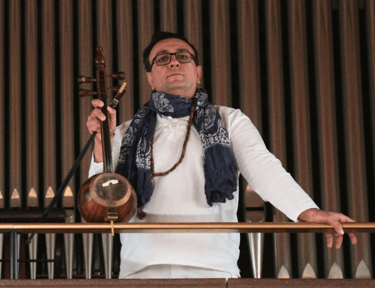 ATASH NAHAN - LE FEU INTERIEUR